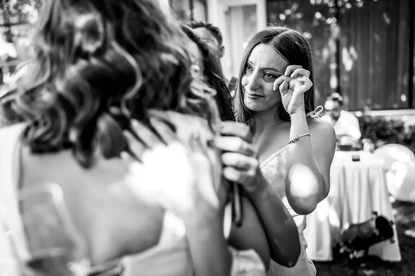 Fotograf nunta surprinzand un moment autentic plin de emotie