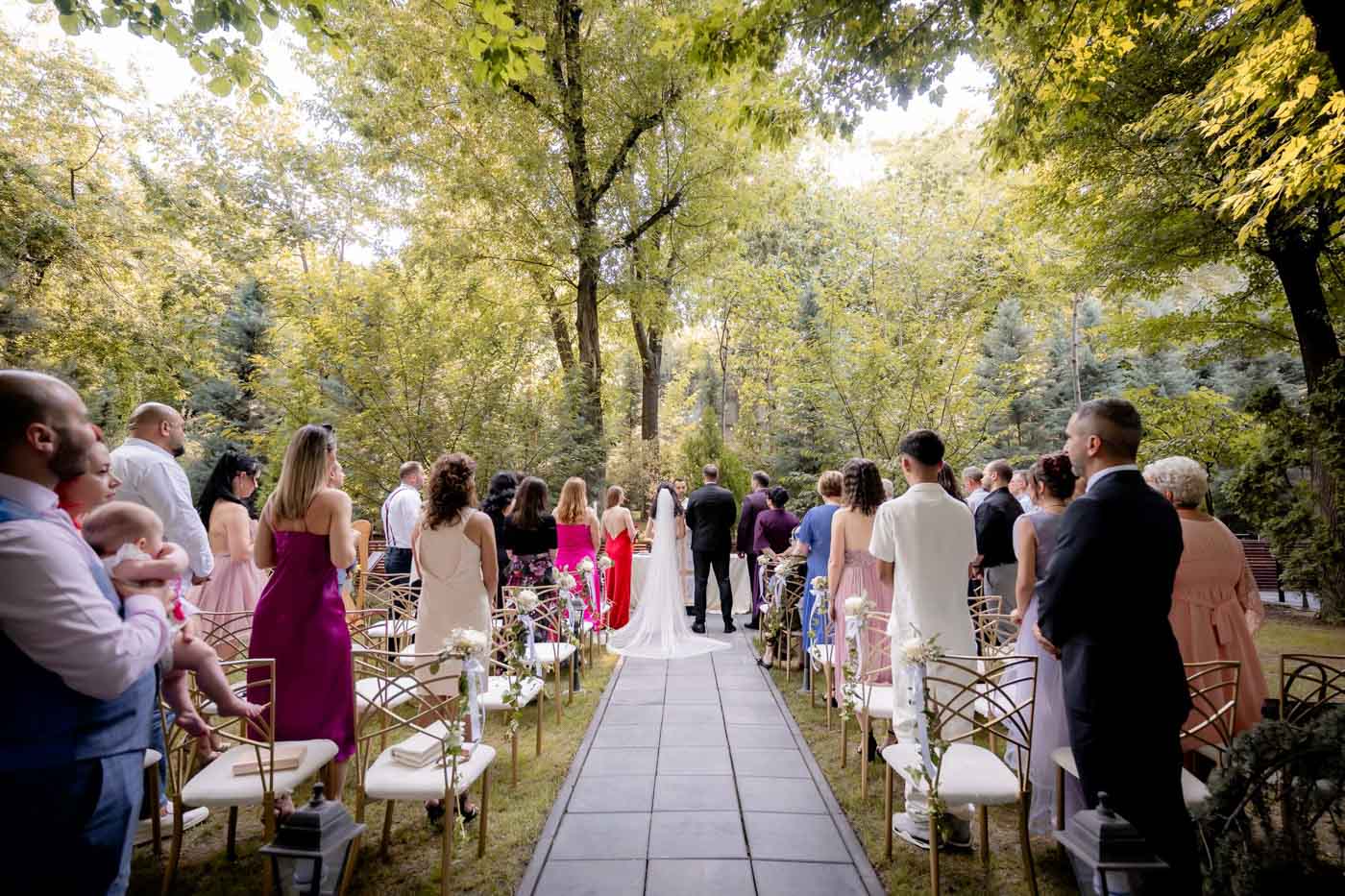 fotograf nunta la ceremonie in aer liber
